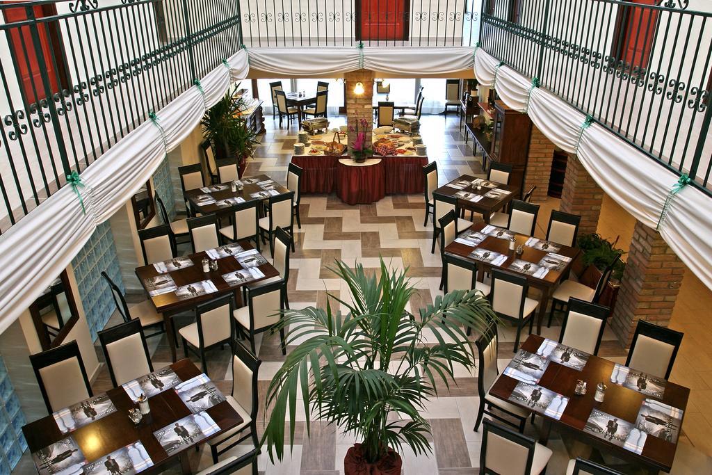 Panzio Etterem Polgar